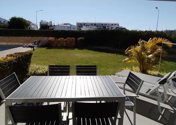 Standing Au Coeur D'albufeira Appartement *